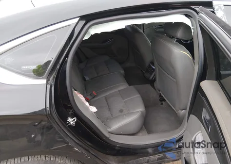 2018 Chevrolet Impala 1Lt из США, поврежденный, VIN 2G1105S34J9131702